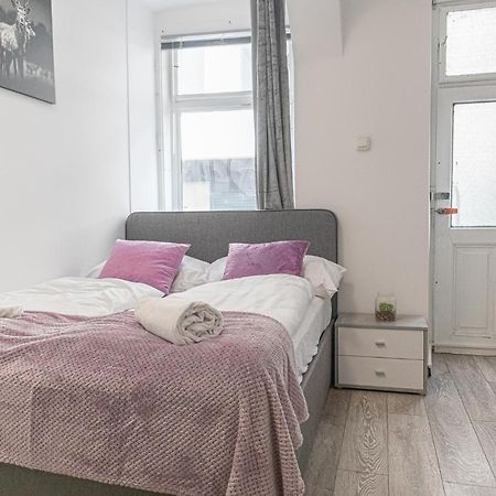 Cozy Room @ Hauptbahnhof - Well Situated & Central Wien Eksteriør billede