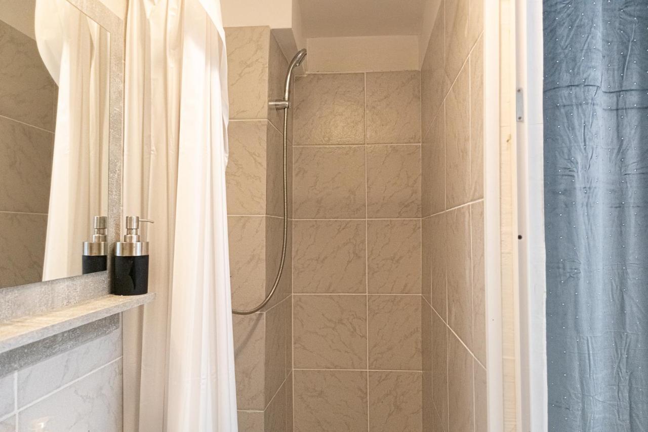 Cozy Room @ Hauptbahnhof - Well Situated & Central Wien Eksteriør billede