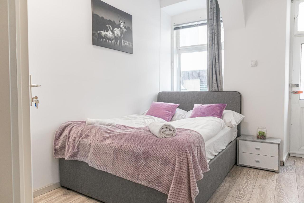 Cozy Room @ Hauptbahnhof - Well Situated & Central Wien Eksteriør billede